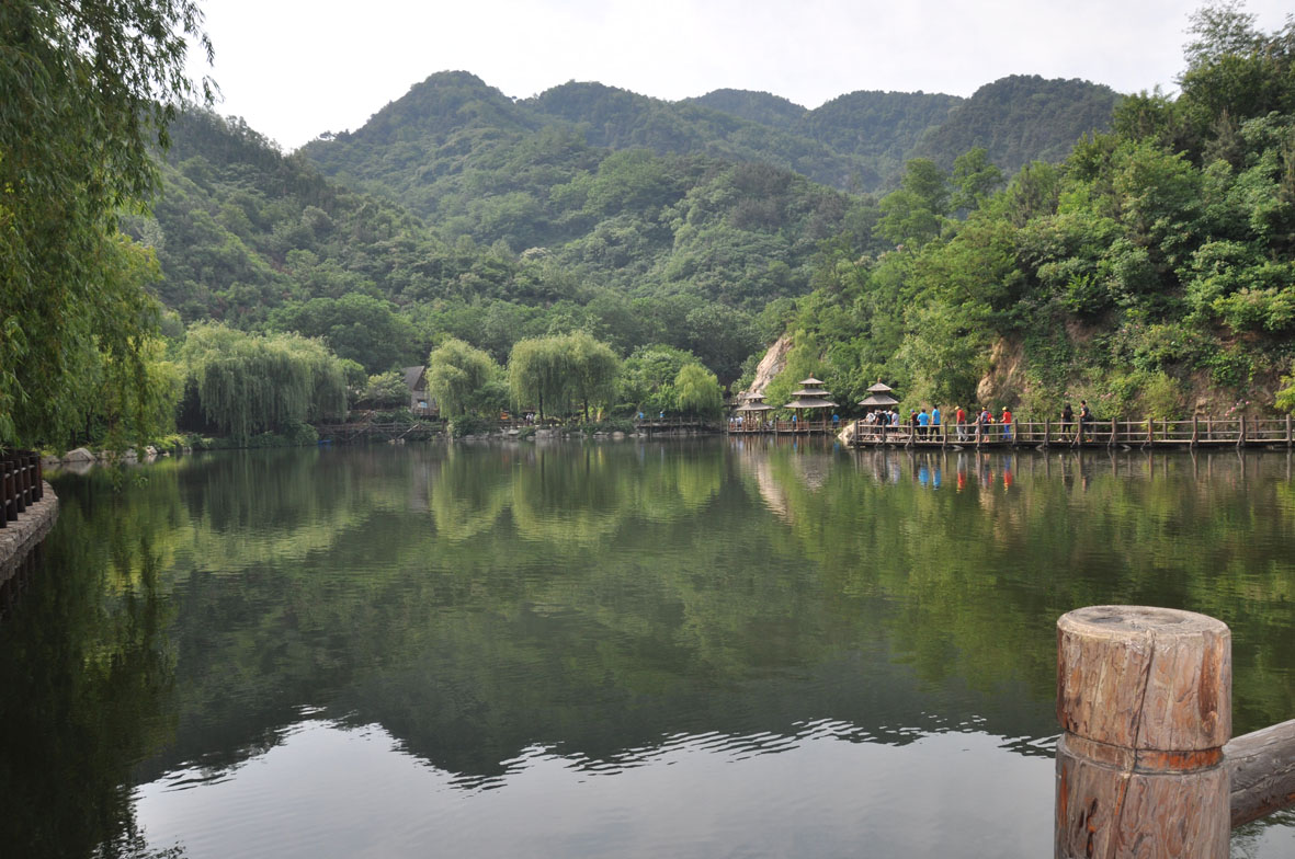 “步伐跟隨夢想，青春你我同行”——濟(jì)南市鴻慷機(jī)電設(shè)備有限公司端午節(jié)出游活動(dòng)